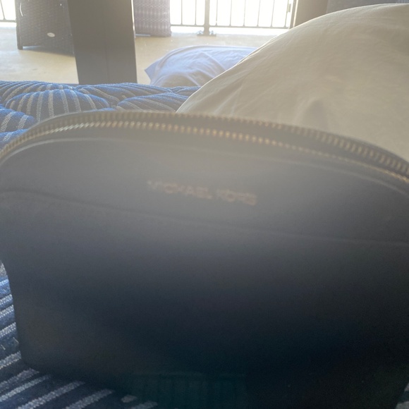 Michael Kors Crossbody bag - Picture 2 of 4